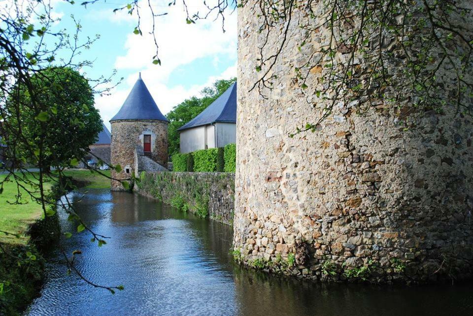 Logis De La Helberdiere Cossé-en-Champagne Zewnętrze zdjęcie
